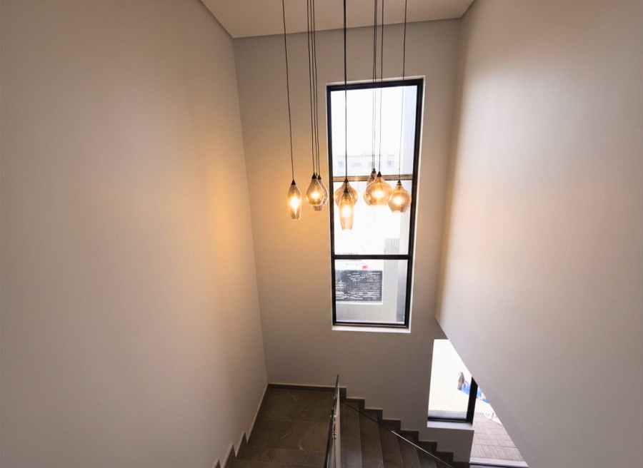 4 Bedroom Property for Sale in Sandown Western Cape